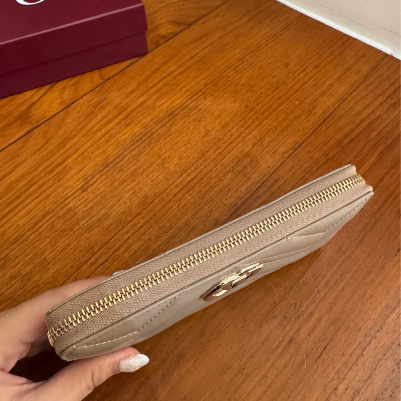 Gucci藕粉色金雙G marmontㄇ拉長夾-4