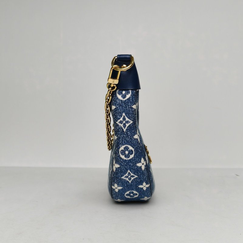LOUIS VUITTON Loop豌豆包拼牛仔藍牛皮/帆布金扣晶片豌豆包牛皮拼帆布肩背包-1