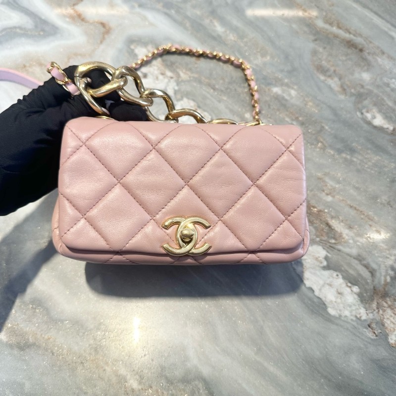 Chanel/香奈兒 22A手工坊系列櫻花粉羊皮琺琅粗鏈CF 肩背包斜背包-1
