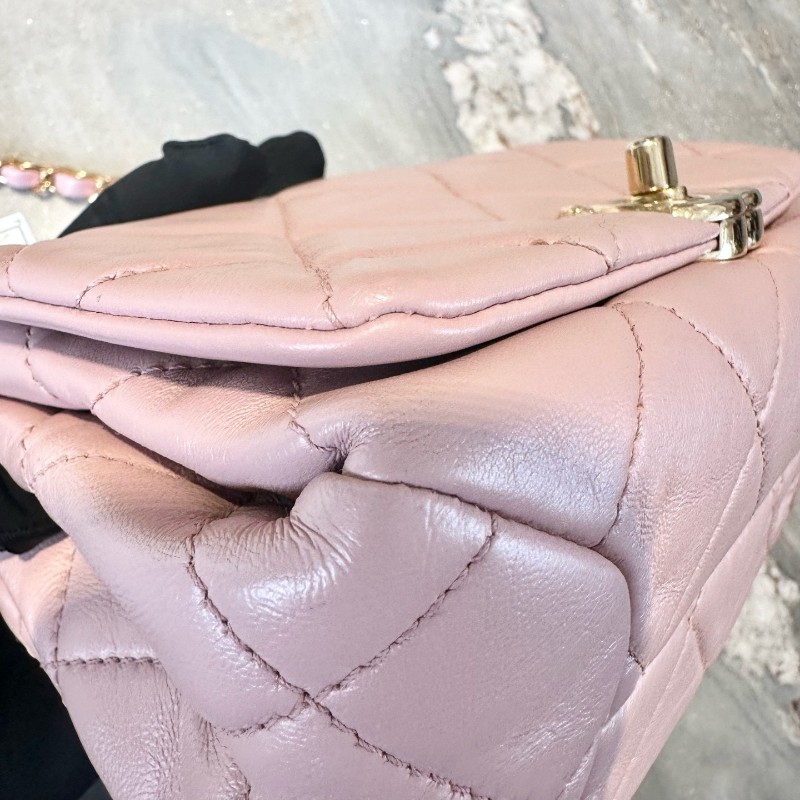 Chanel/香奈兒 22A手工坊系列櫻花粉羊皮琺琅粗鏈CF 肩背包斜背包-12