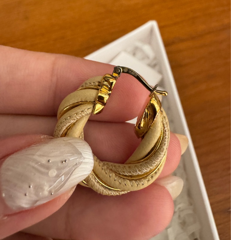 BV奶茶色麻花半圓耳環-22