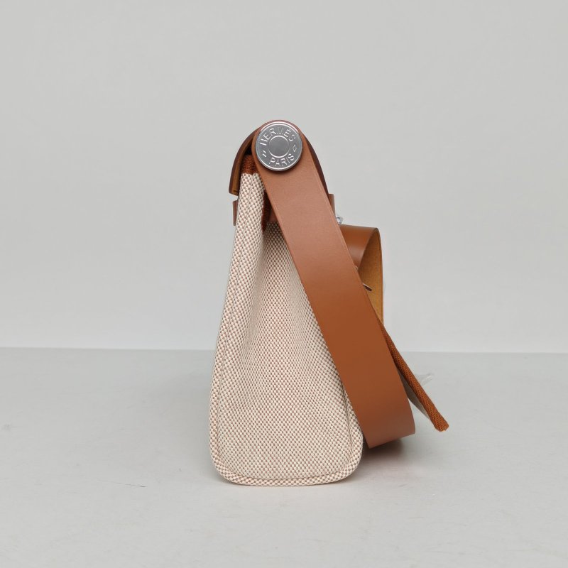 HERMES HerbagZip20帆布拼牛皮14米色拼34黃褐色帆布/Hunter牛皮K2025銀扣肩背包-1