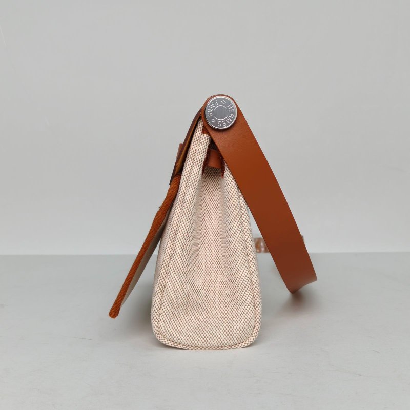 HERMES HerbagZip20帆布拼牛皮14米色拼34黃褐色帆布/Hunter牛皮K2025銀扣肩背包-3