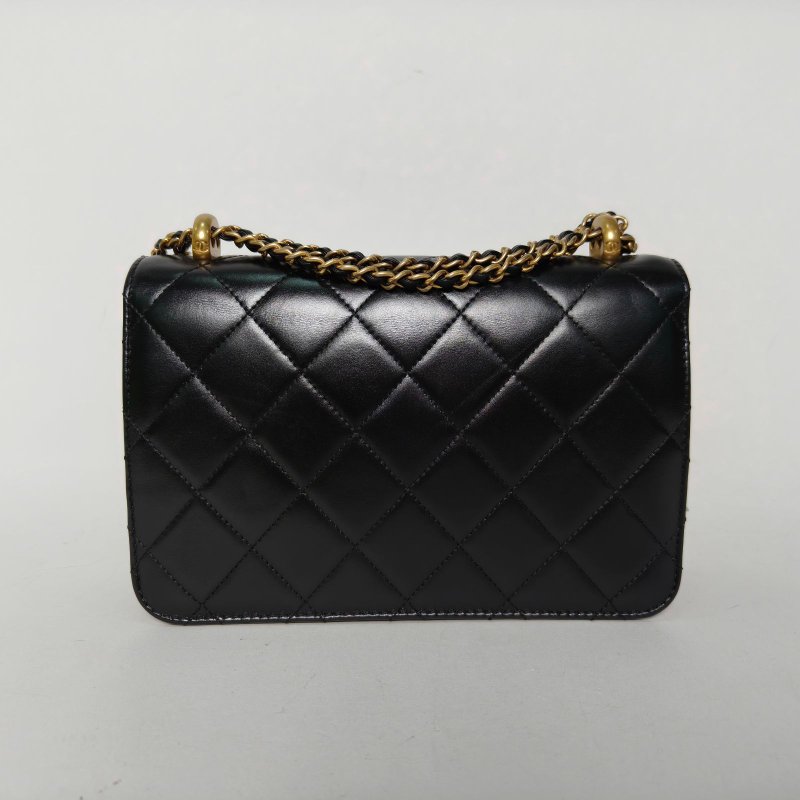 CHANEL 21ACF口蓋包22黑色晶片開金扣牛皮雙金珠皮穿鏈肩背包-2