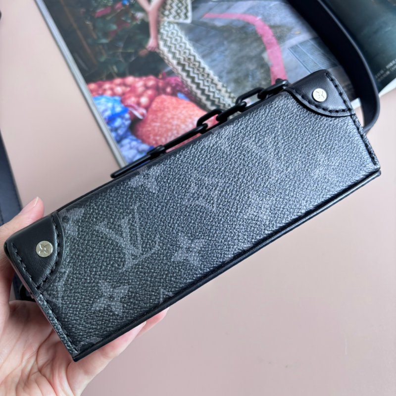 ::LOUIS VUITTON:: LV M81783 Steamer 黑色花紋方型箱包 斜背包 男包-4