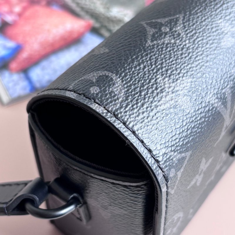 ::LOUIS VUITTON:: LV M81783 Steamer 黑色花紋方型箱包 斜背包 男包-10
