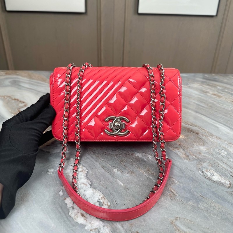 Chanel/香奈兒 珊瑚粉漆皮銀扣斜紋CF 大mini  肩背包斜背包-0