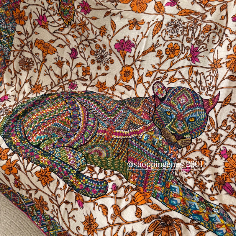 愛馬仕 Hermes 全新品 喀什米爾 140 大方巾 披肩 花豹與蜂鳥-2