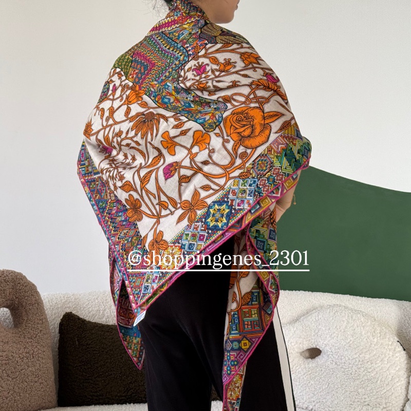 愛馬仕 Hermes 全新品 喀什米爾 140 大方巾 披肩 花豹與蜂鳥-4