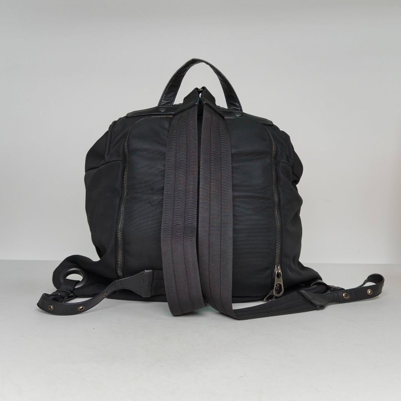 BOTTEGA VENETA 黑色牛皮尼龍編織翻蓋雙肩包/肩背包-2