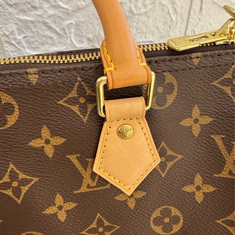LV花紋speedy30背帶款-19