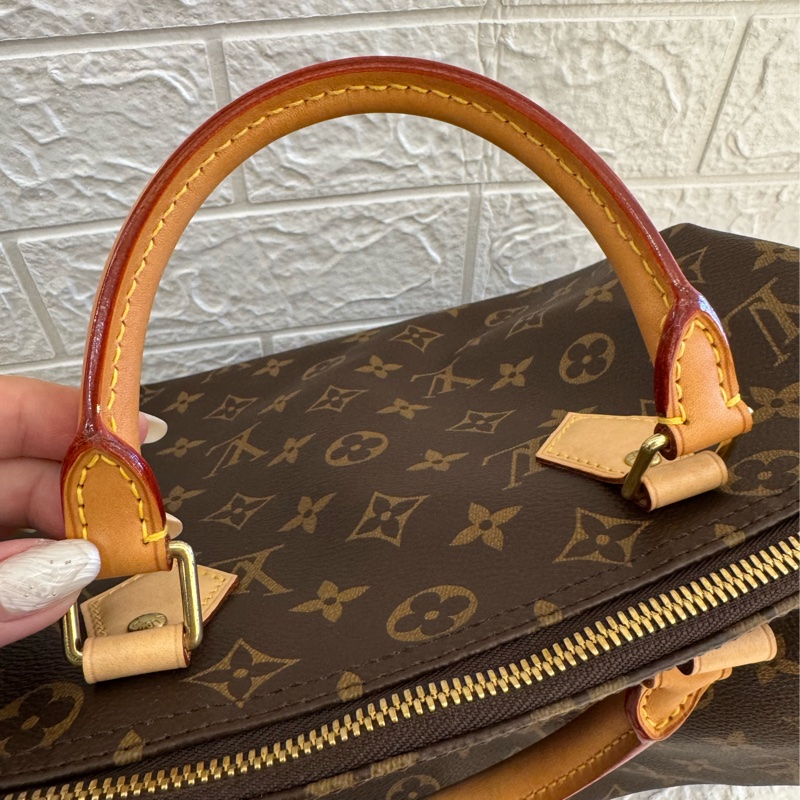 LV花紋speedy30背帶款-28