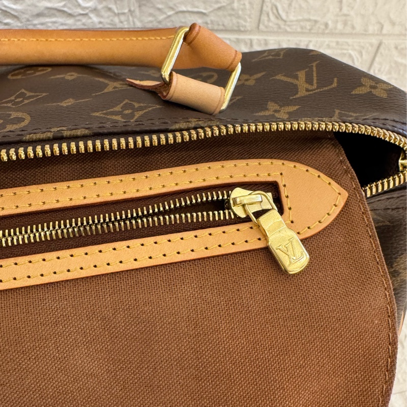 LV花紋speedy30背帶款-48