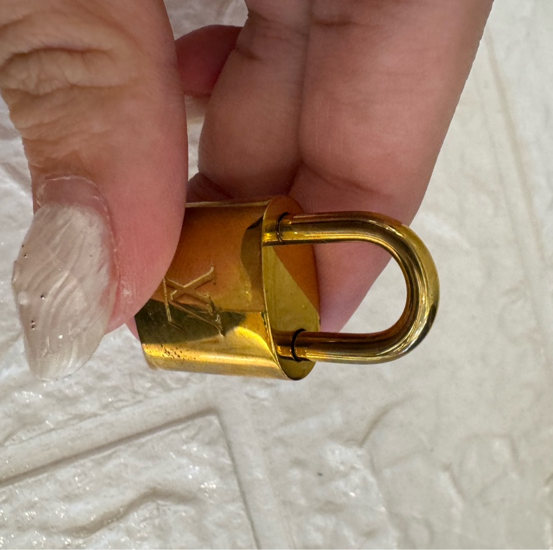 LV花紋speedy30背帶款-55