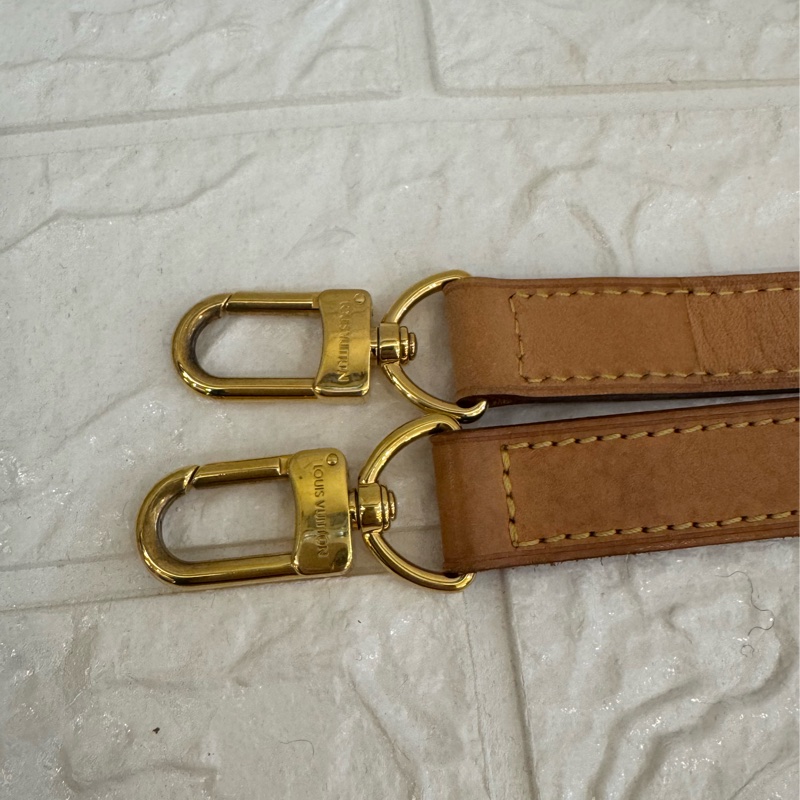 LV花紋speedy30背帶款-66