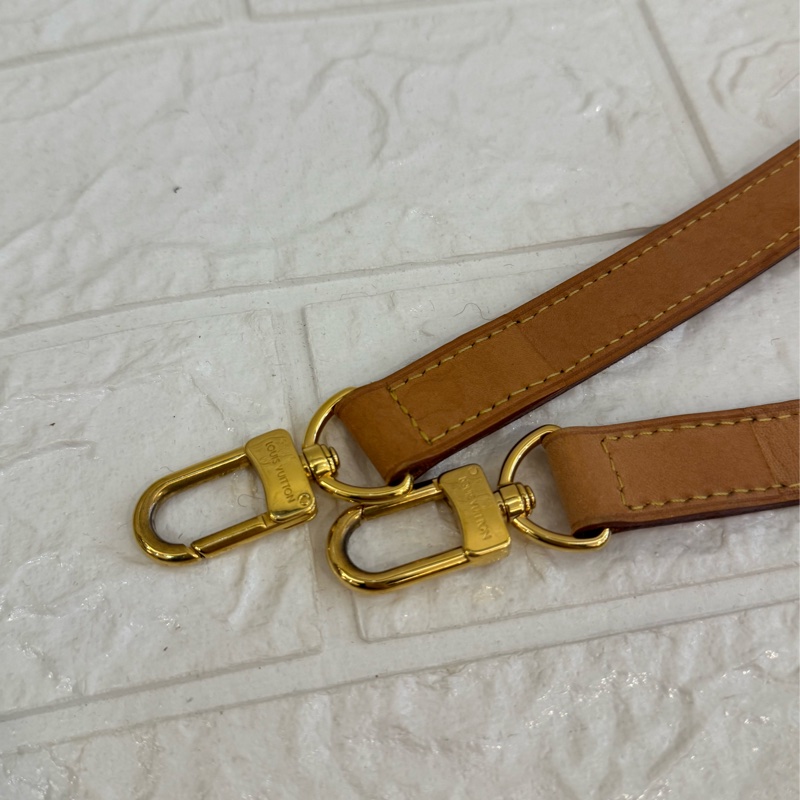 LV花紋speedy30背帶款-72