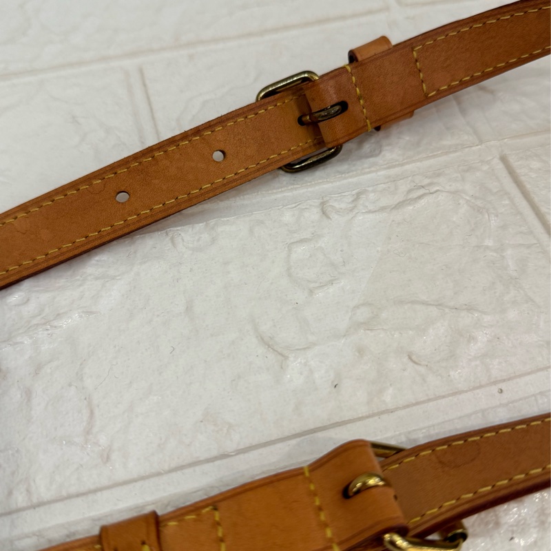 LV花紋speedy30背帶款-79