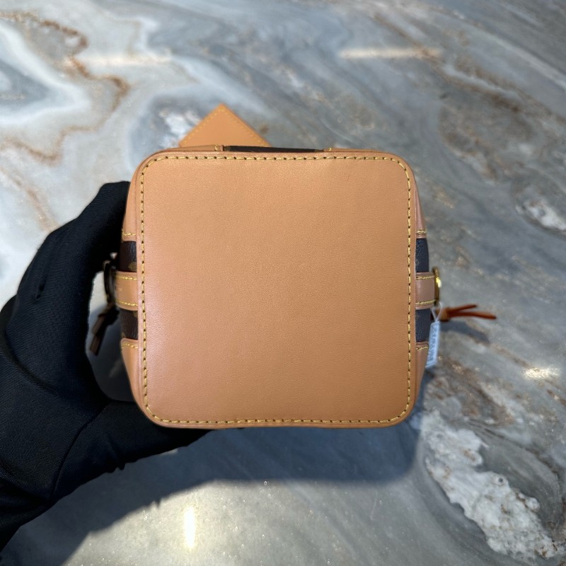 LV/路易威登 Noe purse秀款mini老花水桶包 燒麥包 斜背包肩背包-7