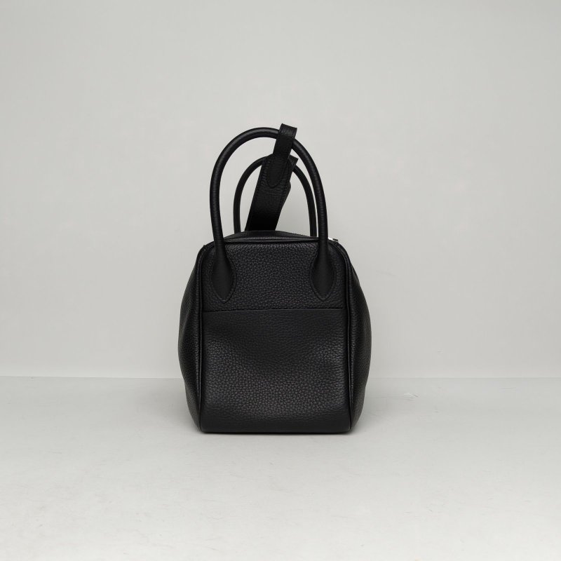 HERMES Lindy3089黑色TC皮U刻銀扣肩背包-3
