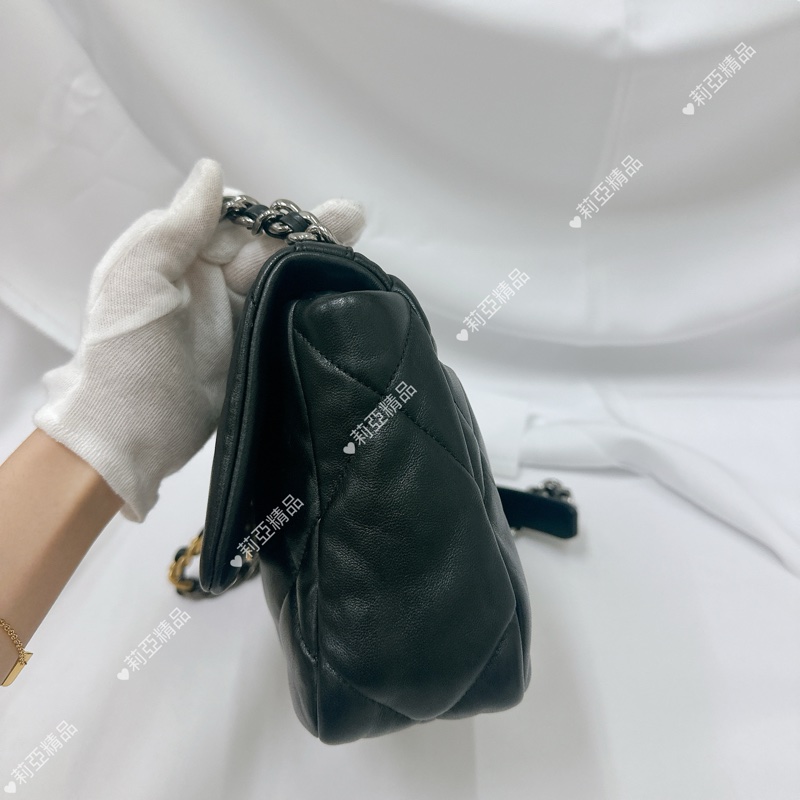莉亞精品♡ Chanel 黑金19bag 二手美包-4