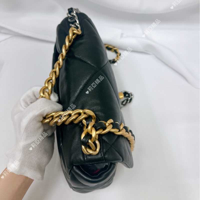 莉亞精品♡ Chanel 黑金19bag 二手美包-6