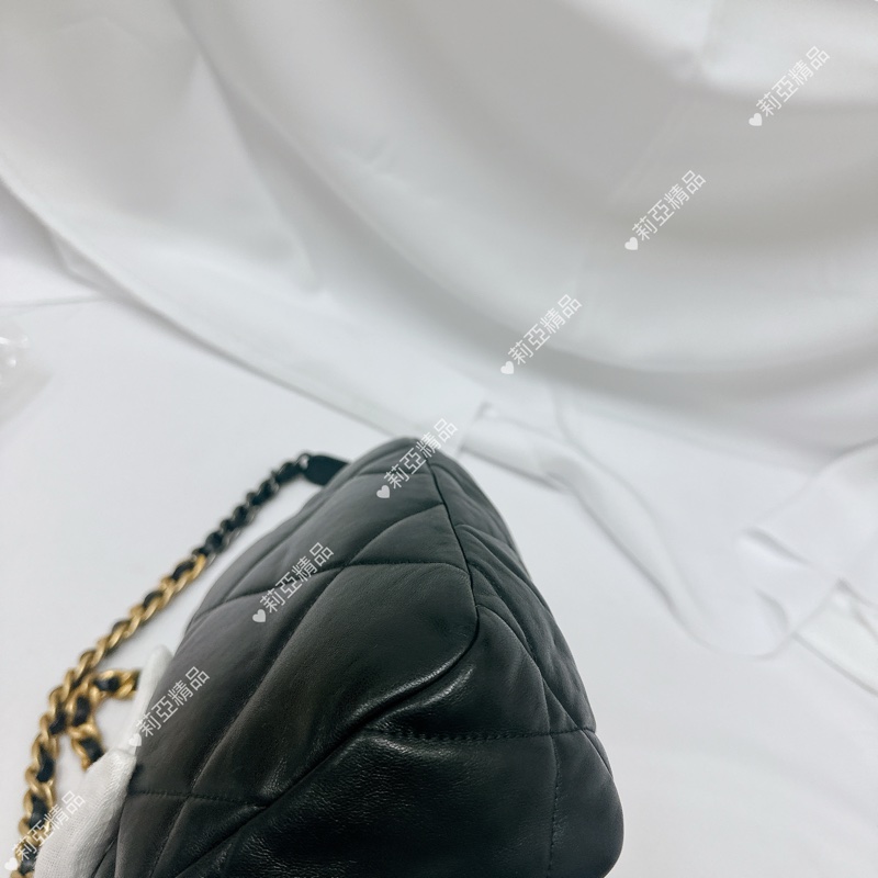 莉亞精品♡ Chanel 黑金19bag 二手美包-9