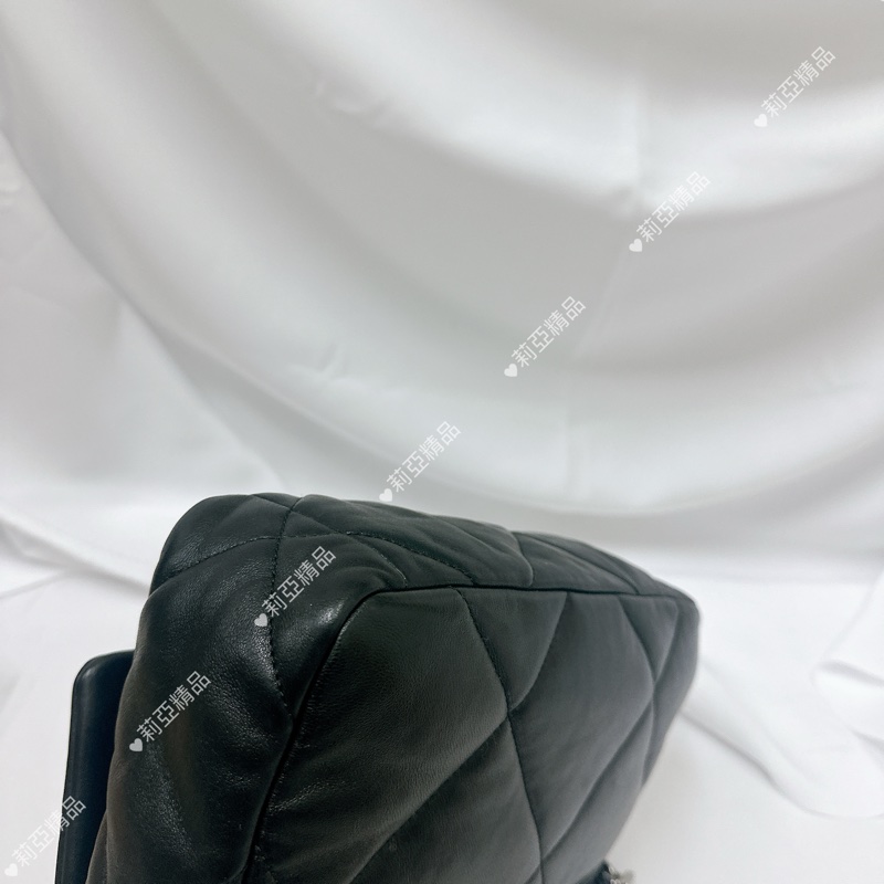莉亞精品♡ Chanel 黑金19bag 二手美包-11