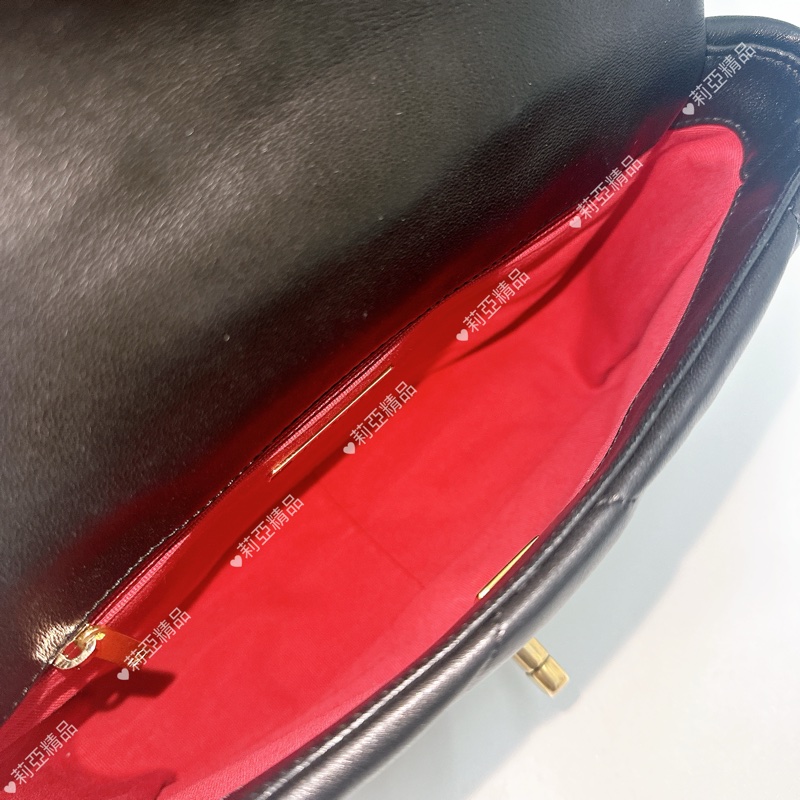 莉亞精品♡ Chanel 黑金19bag 二手美包-13