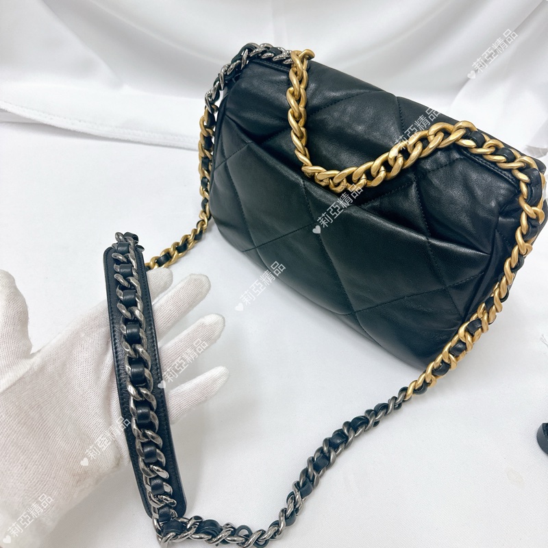 莉亞精品♡ Chanel 黑金19bag 二手美包-16