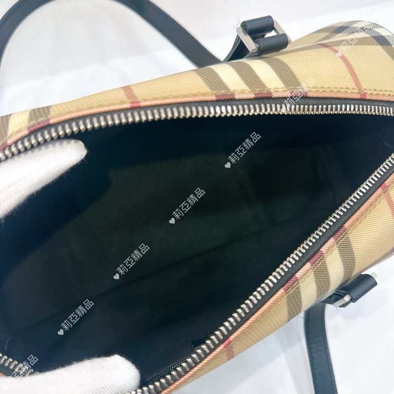 莉亞精品♡ Burberry 格紋圓筒包 二手美包-14