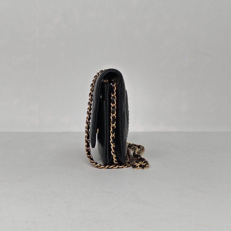 CHANEL CFWOC19黑色荔枝牛皮晶片開金扣肩背包-1