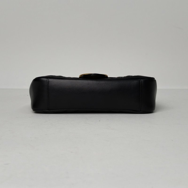 GUCCI GGMarmont肩背包Mini22黑色牛皮金扣肩背包-4