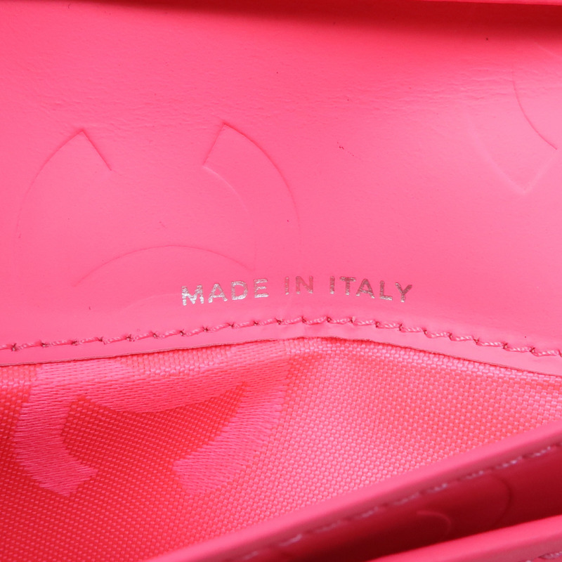 CHANEL 牛皮皮革Cambon Wallet銀扣錢包-14