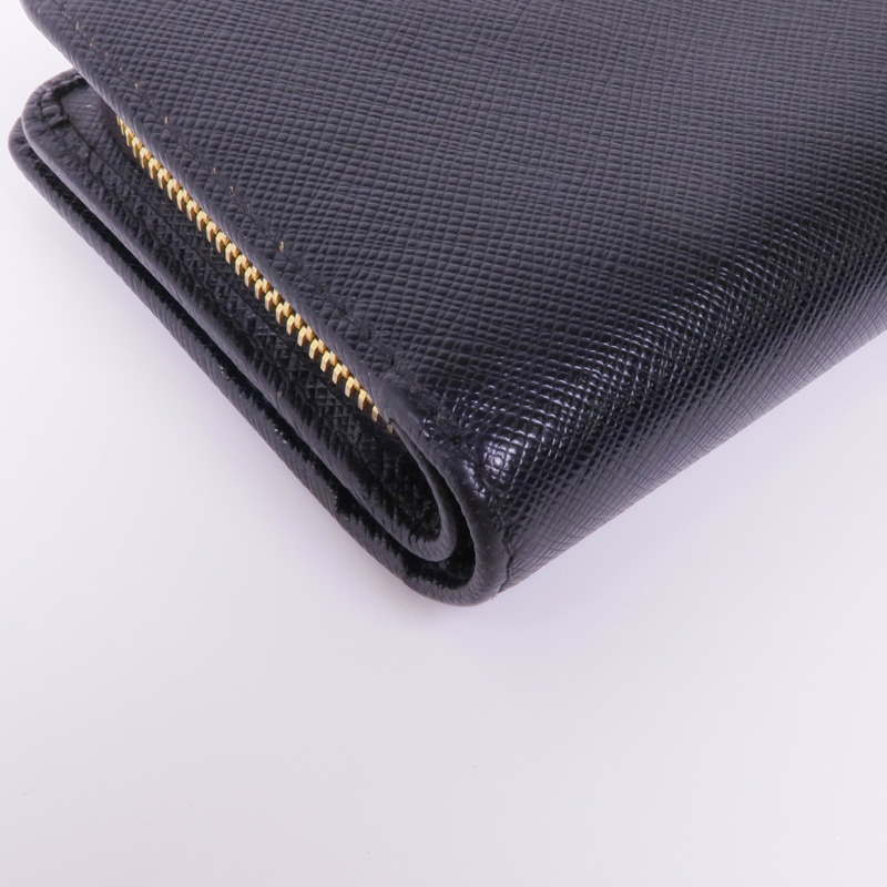 PRADA Saffiano皮革Wallet金扣錢包-7