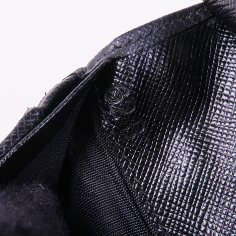 PRADA Saffiano皮革Wallet金扣錢包-14