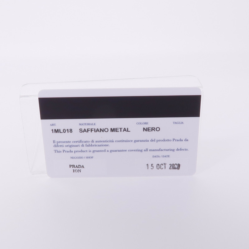 PRADA Saffiano皮革Wallet金扣錢包-18