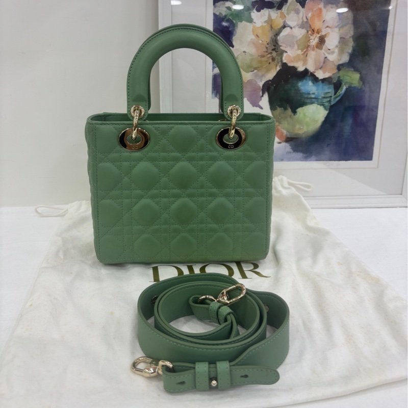 Dior 戴妃四格 迪奧 牛油果綠四格戴妃包，20年編碼 寬肩帶，限量琺瑯扣，超級美！-1