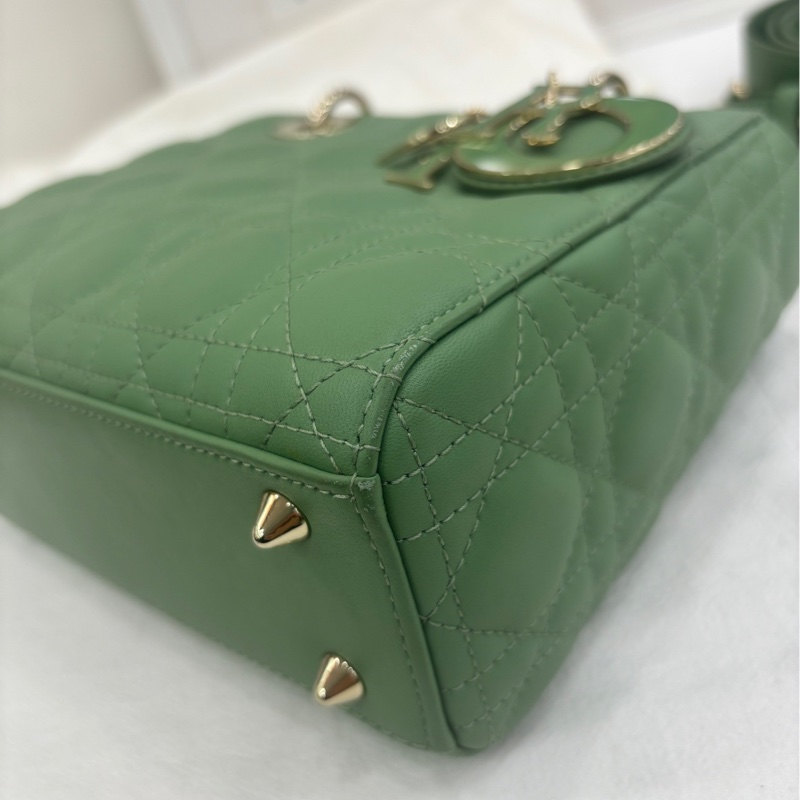 Dior 戴妃四格 迪奧 牛油果綠四格戴妃包，20年編碼 寬肩帶，限量琺瑯扣，超級美！-5