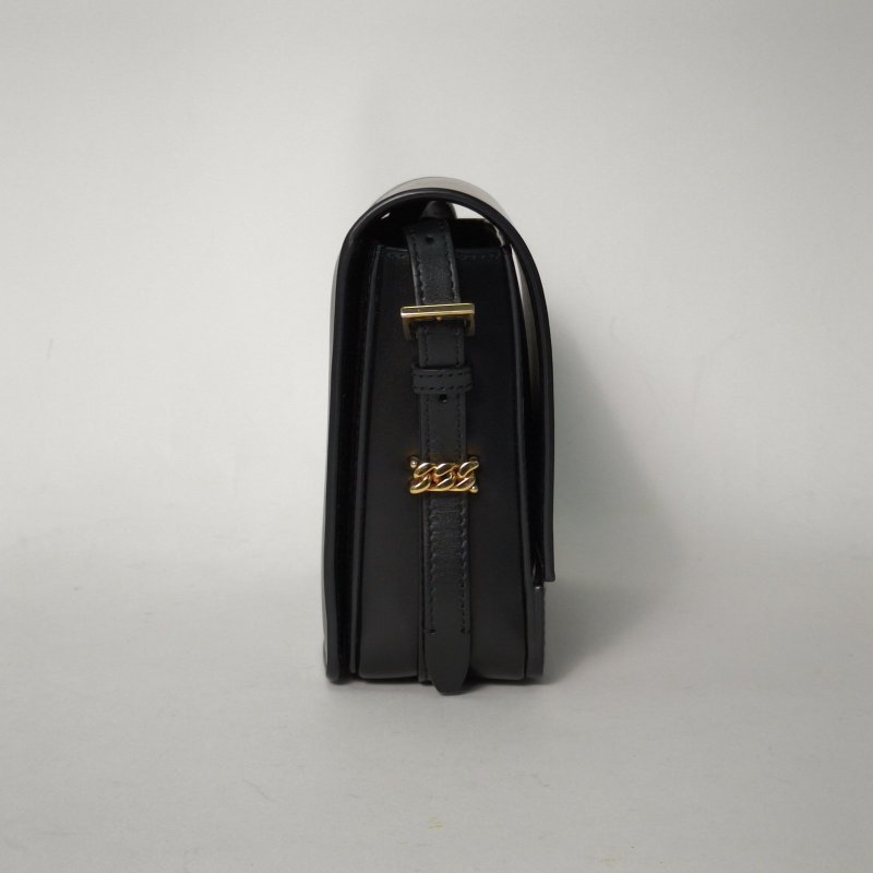 Burberry 黑色牛皮Grace橫板豆腐包20肩背包-3