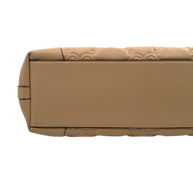 GUCCI古馳 GG Matelassé 金色徽標皮革提手 皮革 托特包購物袋 單肩包手提包 中號 米黃色-5