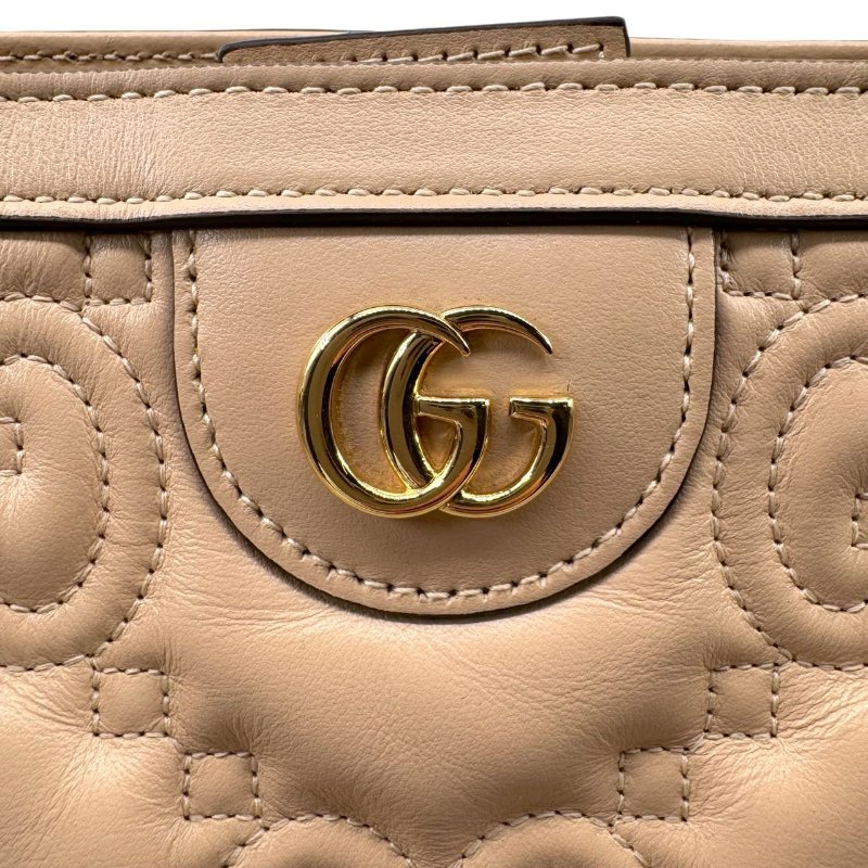 GUCCI古馳 GG Matelassé 金色徽標皮革提手 皮革 托特包購物袋 單肩包手提包 中號 米黃色-12