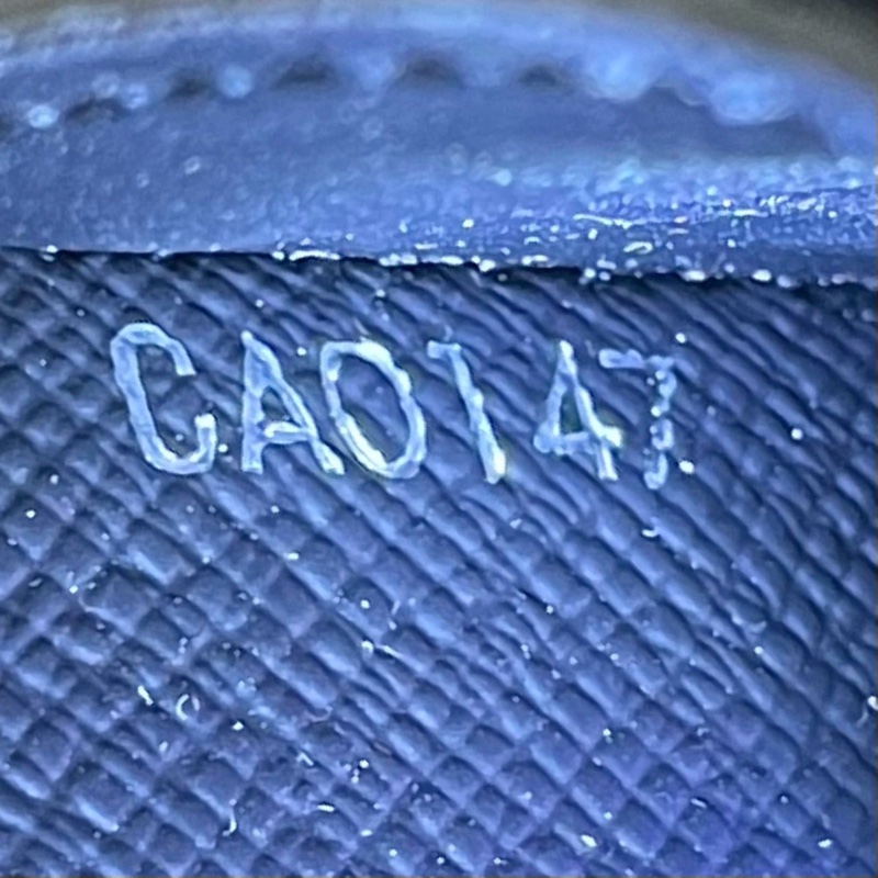 LV男士黑武士 老花 手拿包 郵差包 手機包-12