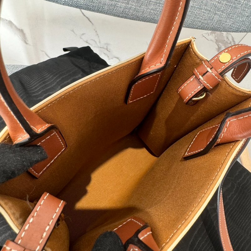 *SHIHNA名牌精品*CELINE Triomphe 帆布迷你直式Cabas 手提包-3