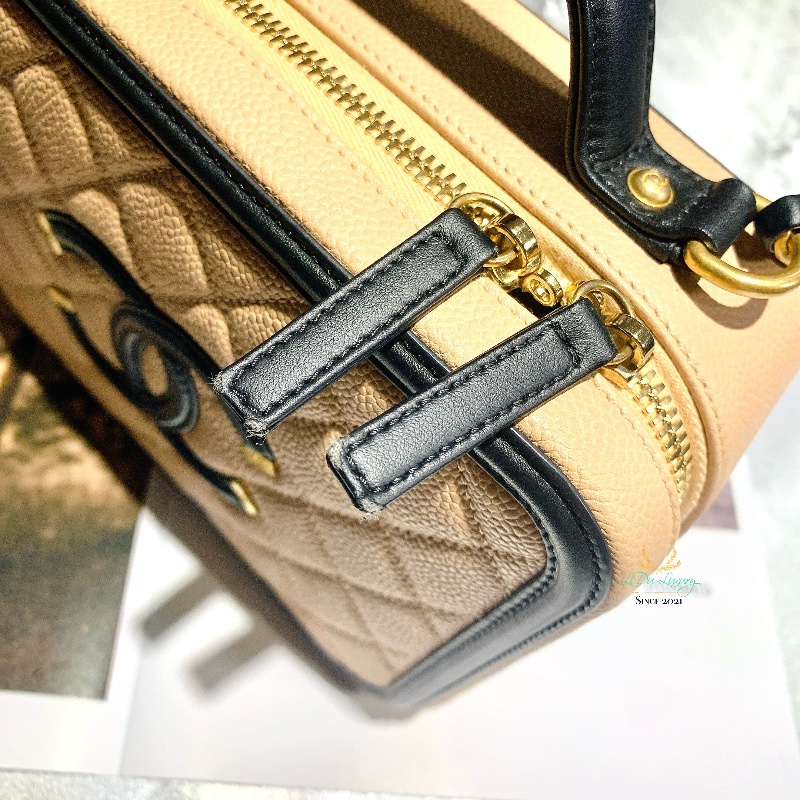 CHANEL 香奈兒 Vanity case 21公分 養樂多色 化妝箱 鍊包 晚宴包-11