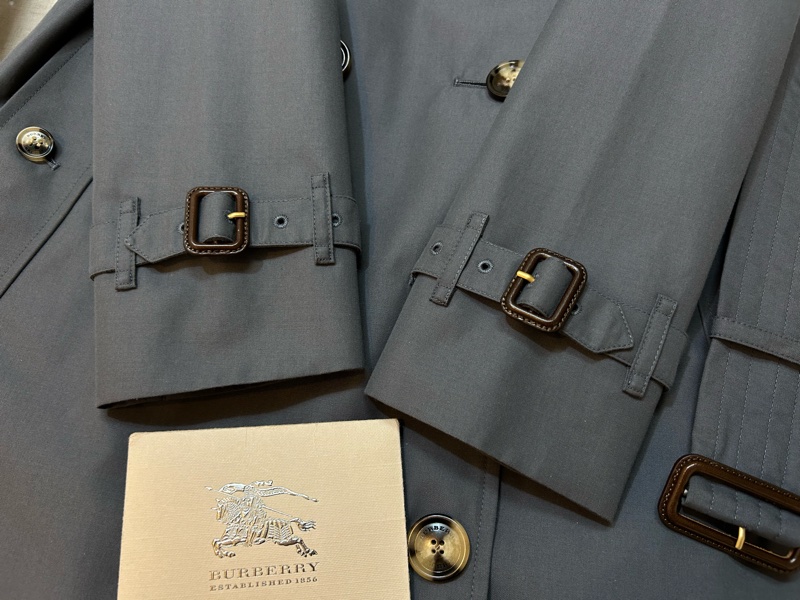 BURBERRY英國霧灰色風衣UK4-6