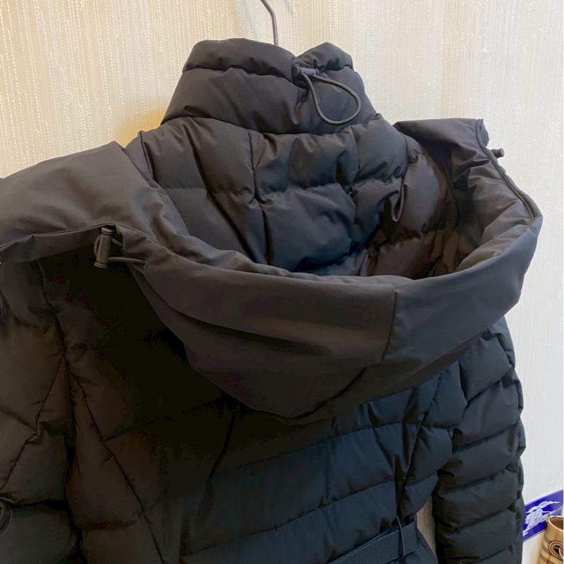 BURBERRY英國黑色連帽鵝絨大衣M-4