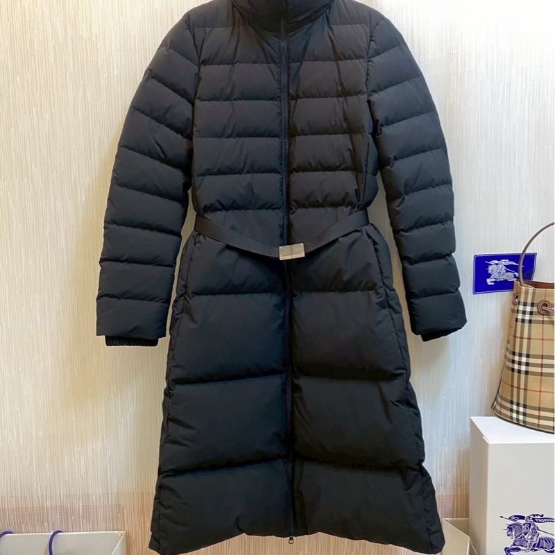 BURBERRY英國黑色連帽鵝絨大衣M-7