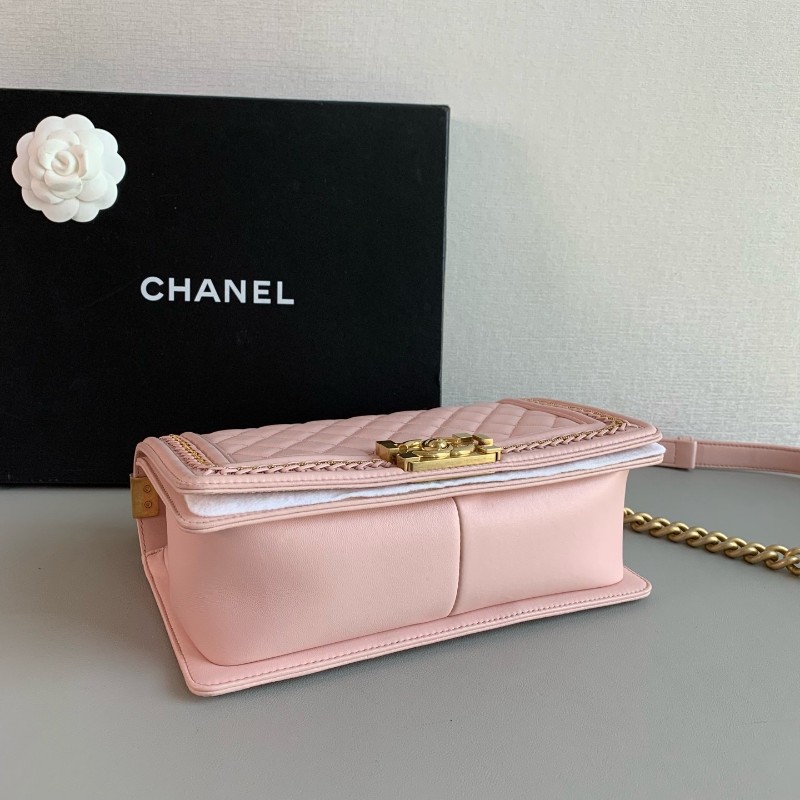 Chanel香奈兒 leboy中號 粉金羊皮 限量宮廷編織滾邊款 肩背包斜背包-4