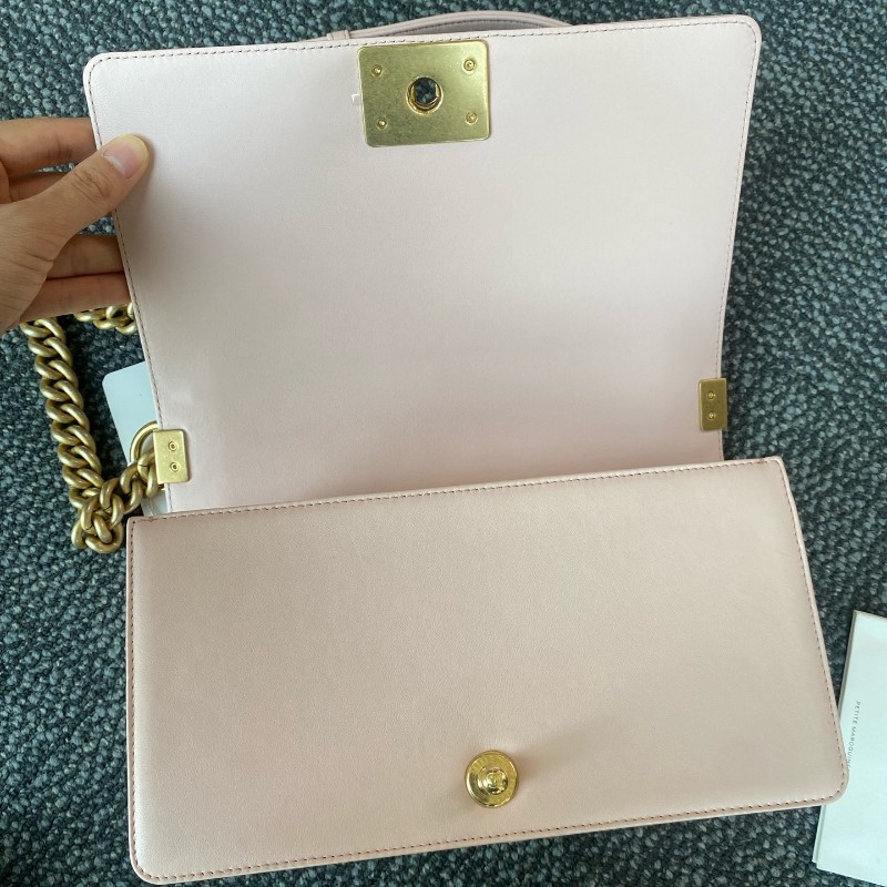 Chanel香奈兒 leboy中號 粉金羊皮 限量宮廷編織滾邊款 肩背包斜背包-13