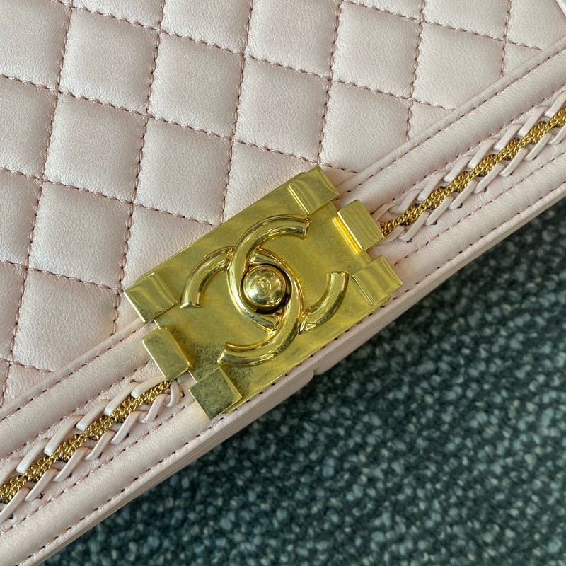 Chanel香奈兒 leboy中號 粉金羊皮 限量宮廷編織滾邊款 肩背包斜背包-21